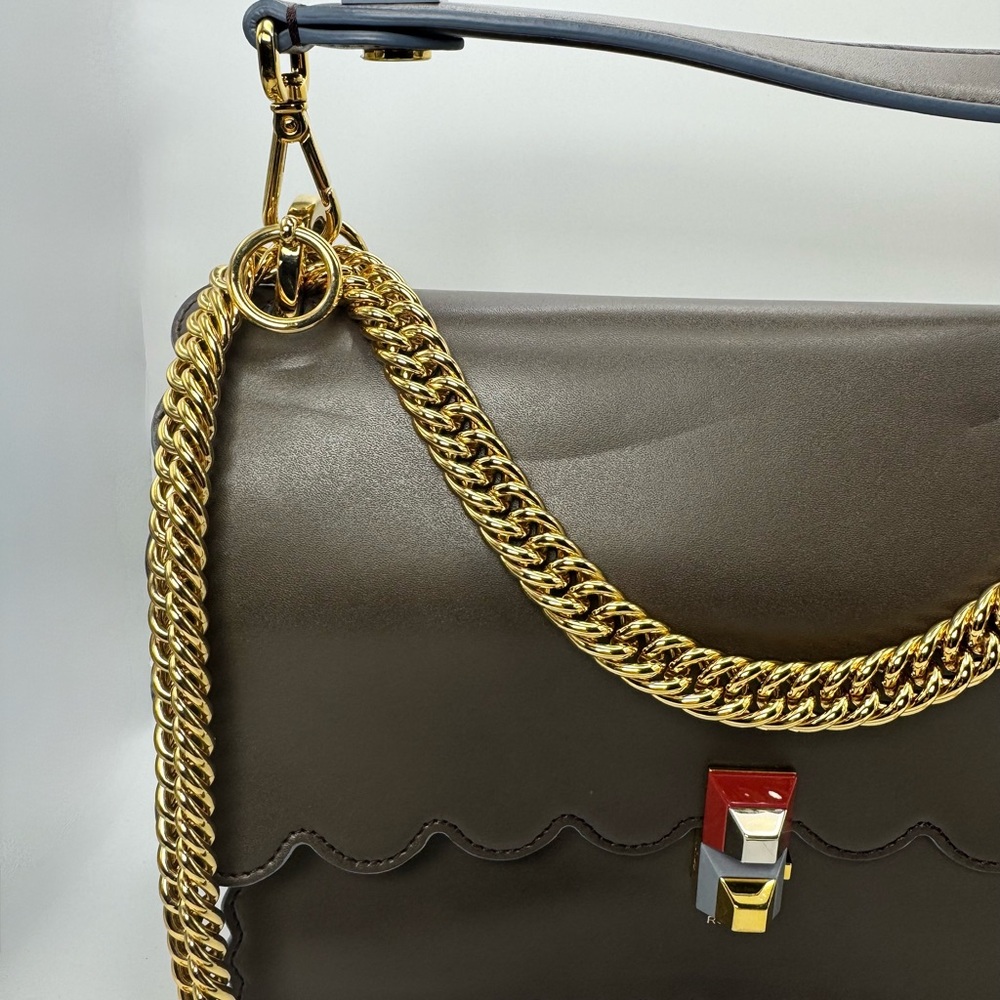 Fendi Kan | Scalloped Leather Bag Brown Gold Chain Stud Clasp Never Worn - Picture 4 of 10